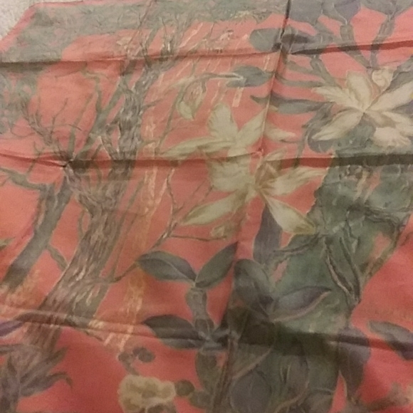 Vintage Thailand 100% Silk Scarf - Picture 3 of 5